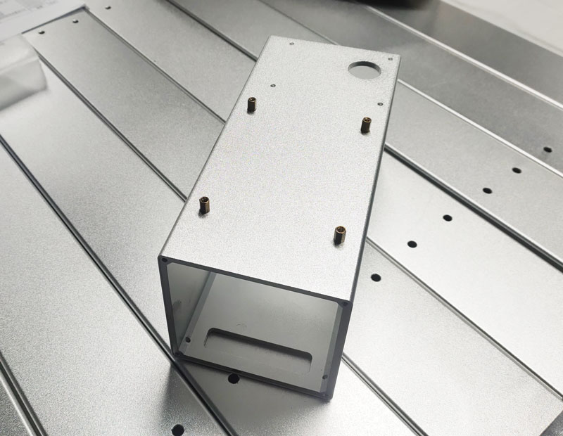 CNC精密加工-設備外殼